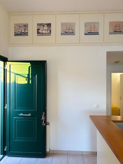 Appartement Avec Vue Aegina Exterior foto