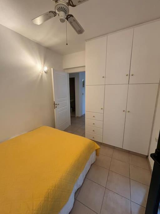 Appartement Avec Vue Aegina Exterior foto
